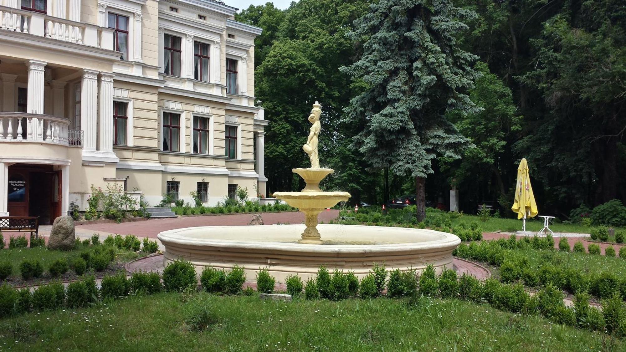 Palac Hotel Biedrusko